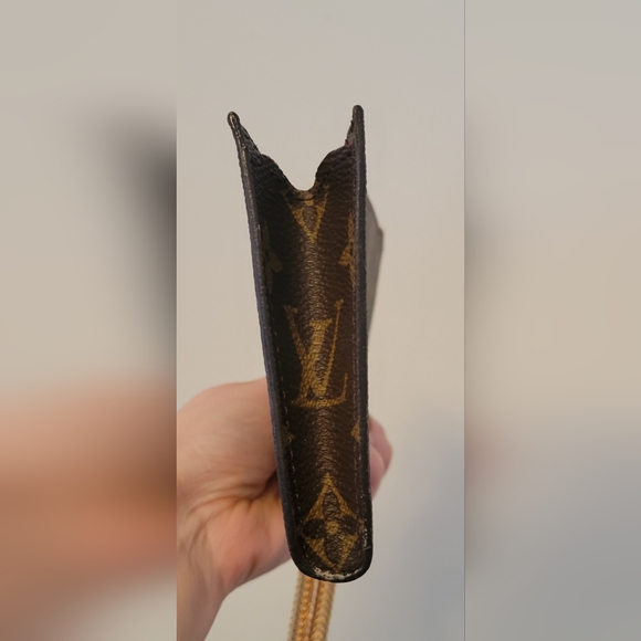 Authentic Louis Vuitton Monogram Pouch - Picture 5 of 13